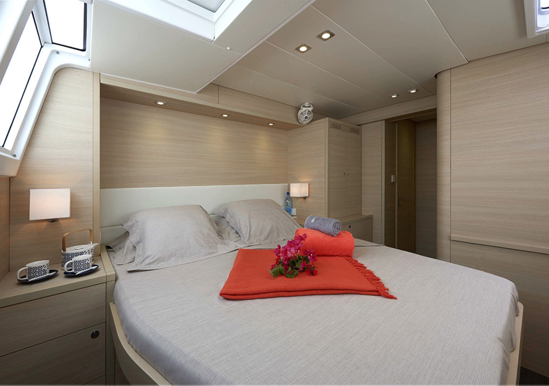 Dream Yacht Tahiti - croisières à la cabine